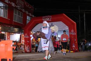 BIB: 342
                            <button type="button" onclick="openModal(26262712)" class="btn btn-primary btn-sm float-right btn-popup" data-toggle="modal" data-target=".modal-high-quality">
                        <i class="fas fa-shopping-cart"></i> Add to Cart
                    </button>
                                            <button type="button" onclick="isThisMe(26262712, true)" class="btn btn-success btn-sm float-right btn-popup btn-isme hidden" data-toggle="tooltip" data-placement="bottom" title="นี่คือรูปของคุณใช่ไหม คลิกที่นี่เพื่อเอาเข้าอัลบั้ม">
                        <i class="fas fa-plus"></i> Add to album
                    </button>
                    <button type="button" onclick="isThisMe(26262712, false)" class="btn btn-warning btn-sm float-right btn-popup btn-isnotme hidden">
                        <i class="fas fa-ban"></i> Remove from album
                    </button>